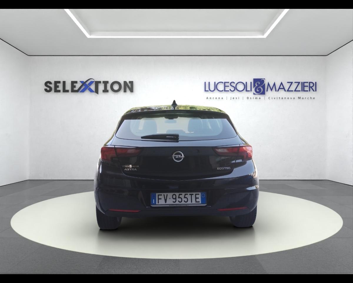 Opel Opel Astra usata, con start/stop automatico
