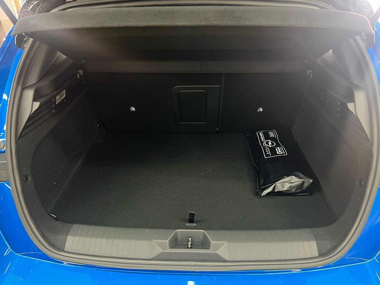 Opel Opel Astra usata, con sedile sportivo