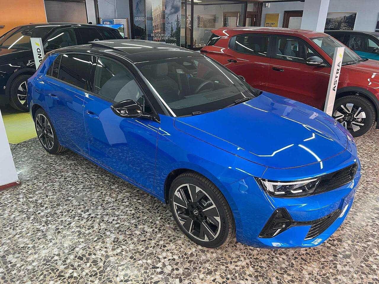 Opel Opel Astra usata, con trazione anteriore