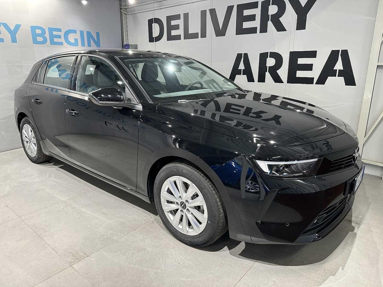 Opel Opel Astra usata, con airbag frontali, laterali e al tetto-lato passeggero e guidatore