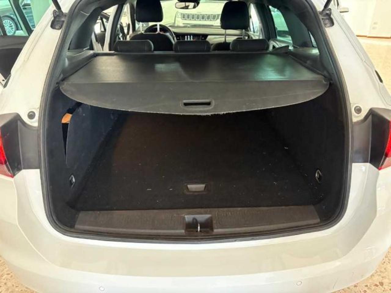 Opel Opel Astra usata, con airbag