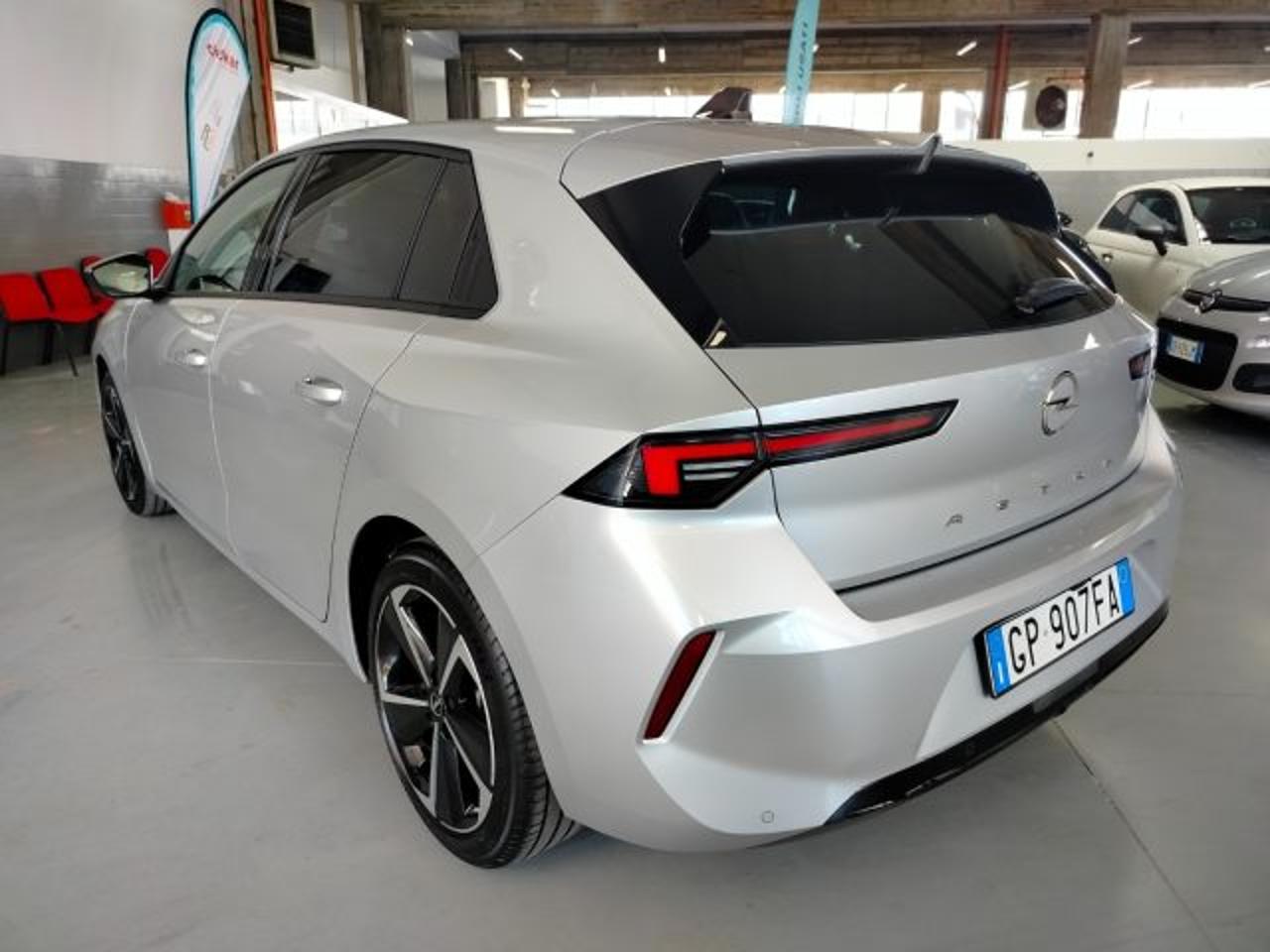 Opel Opel Astra usata, con autoradio