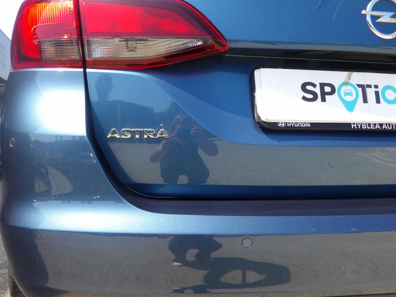 Opel Opel Astra usata, con regolazione elettrica sedili