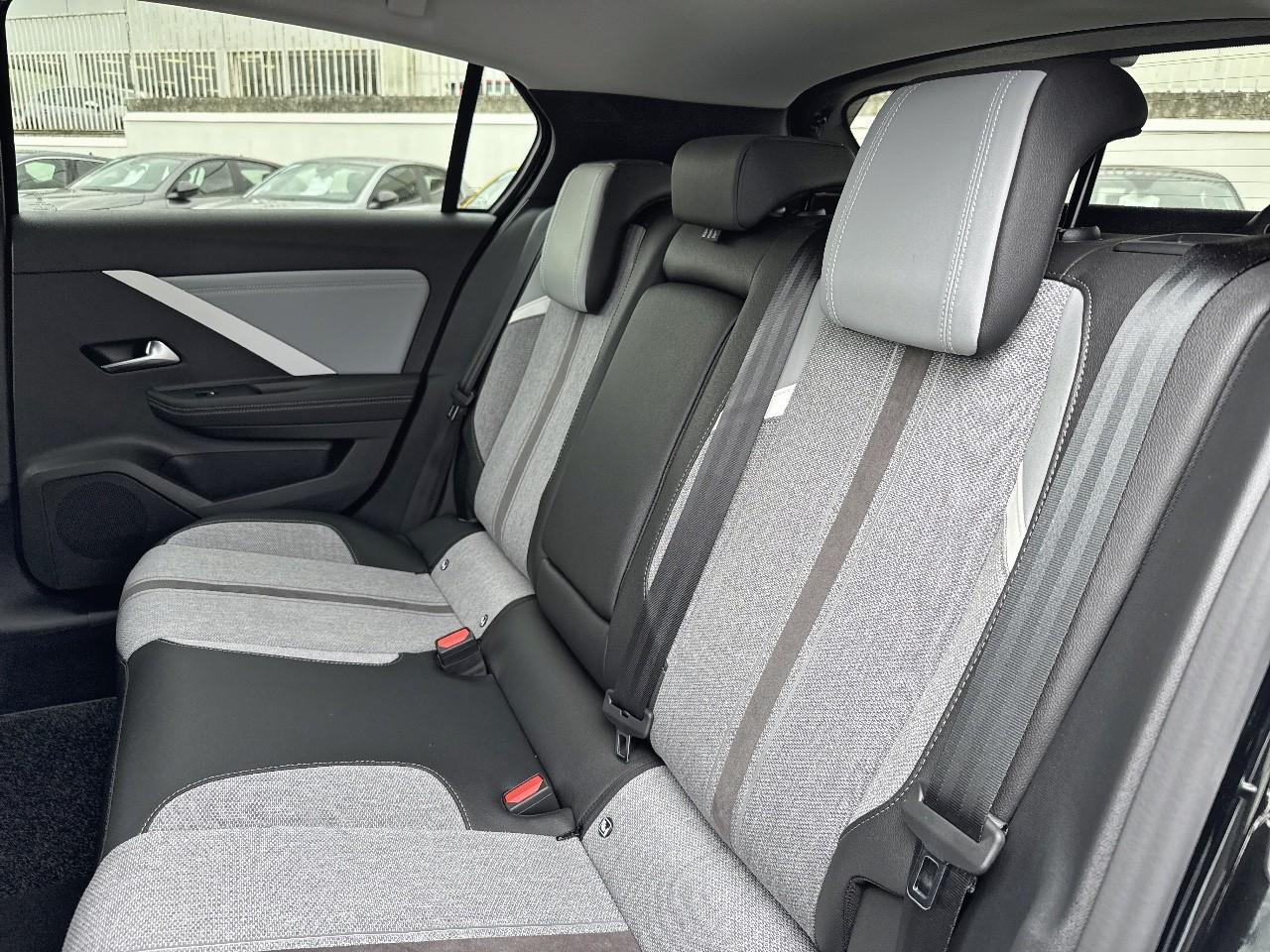 Opel Opel Astra usata, con Climatizzatore