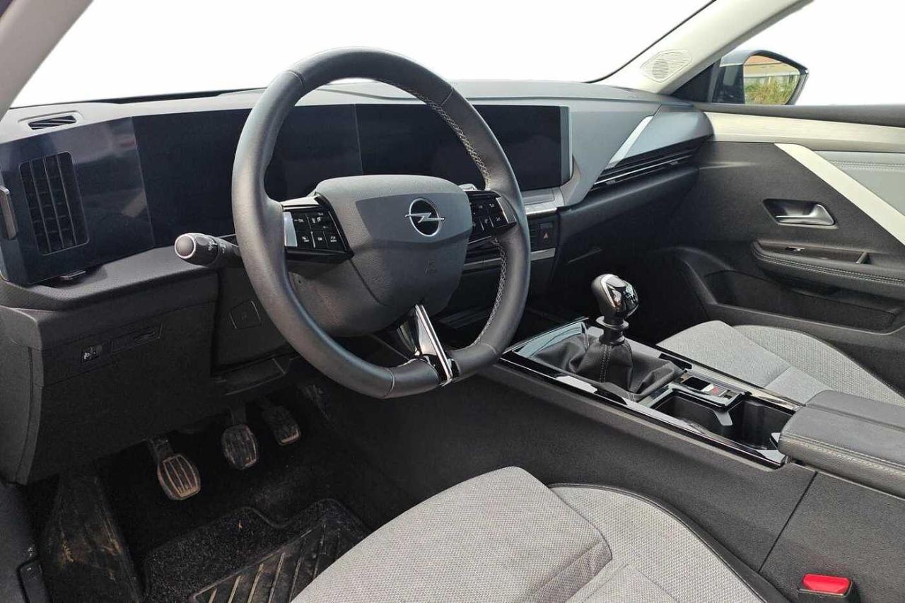 Opel Opel Astra usata, con Vetri Oscurati