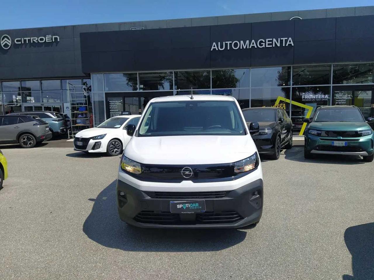 Opel Opel Combo usata, con airbag laterali e a tendina