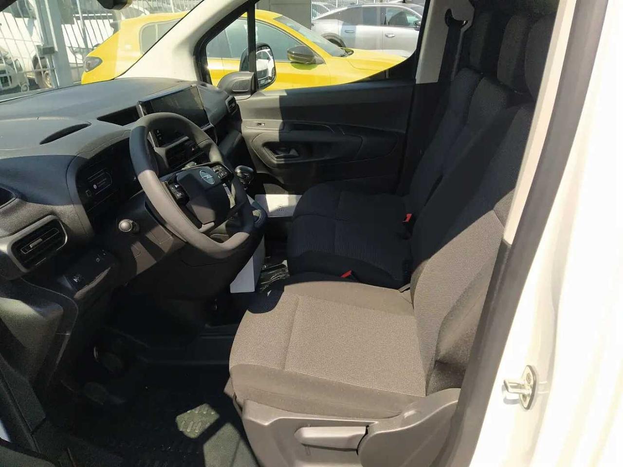Opel Opel Combo usata, con cerchi in lamiera 16
