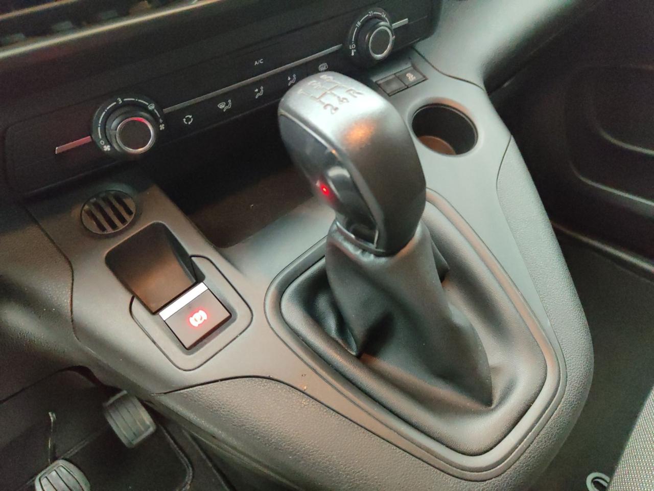 Opel Opel Combo usata 16