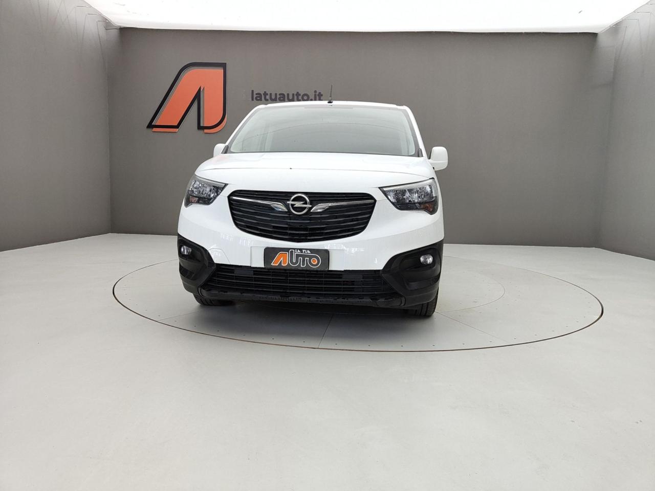 Opel Opel Combo usata 22