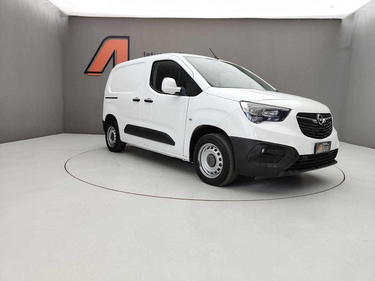 Opel Opel Combo usata 24