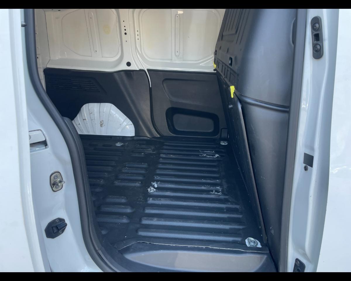 Opel Opel Combo usata, con climatizzatore