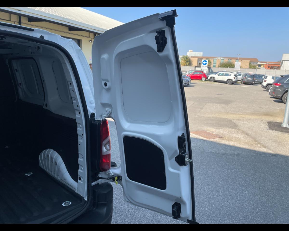 Opel Opel Combo usata, con cruise control