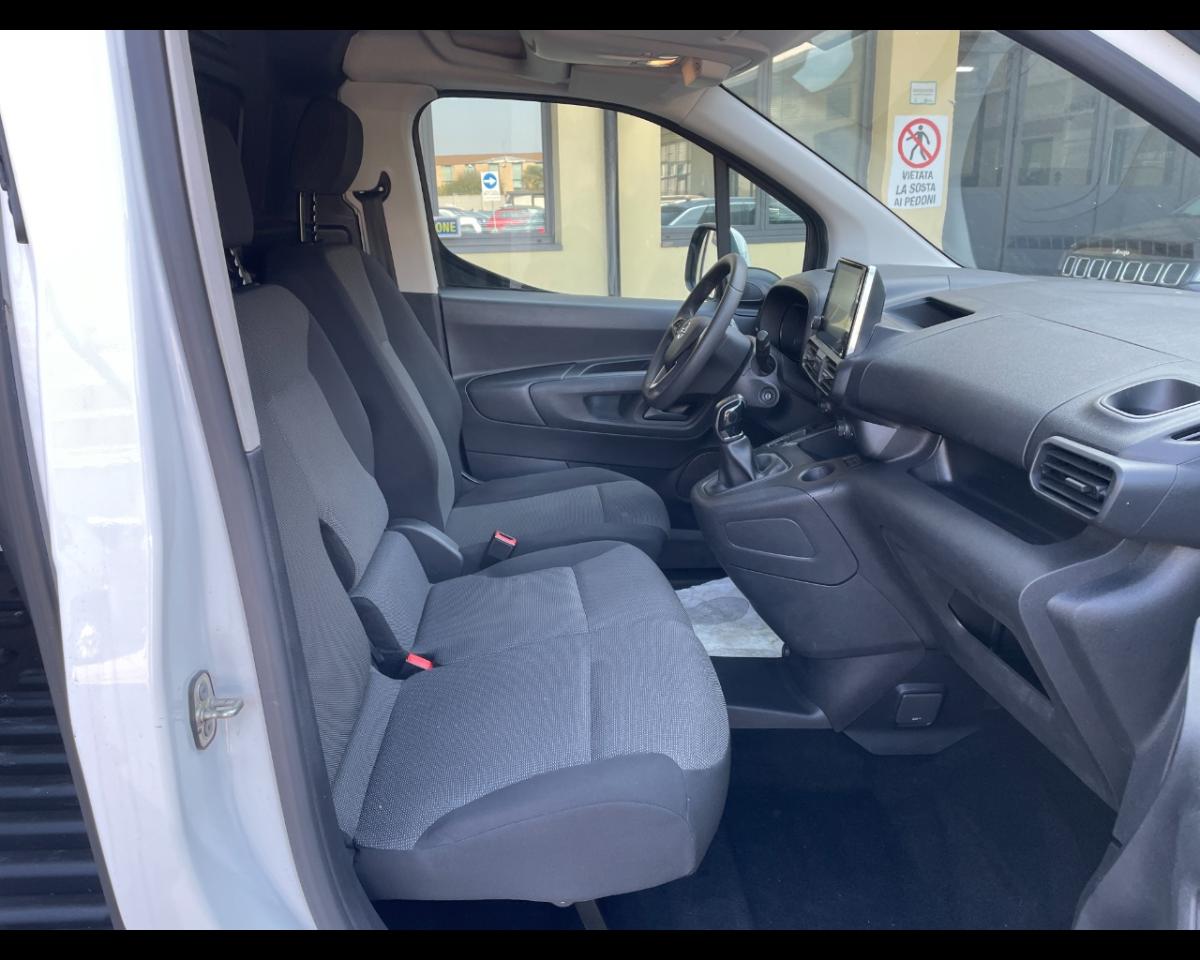 Opel Opel Combo usata, con radio cd e mp3