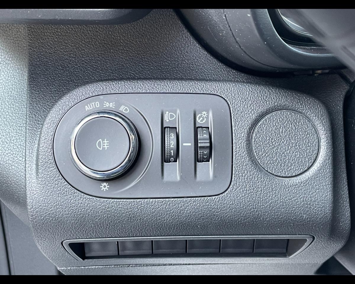 Opel Opel Combo usata 20