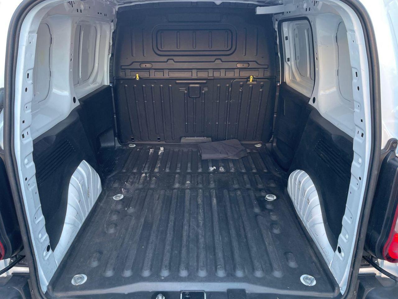 Opel Opel Combo usata 27