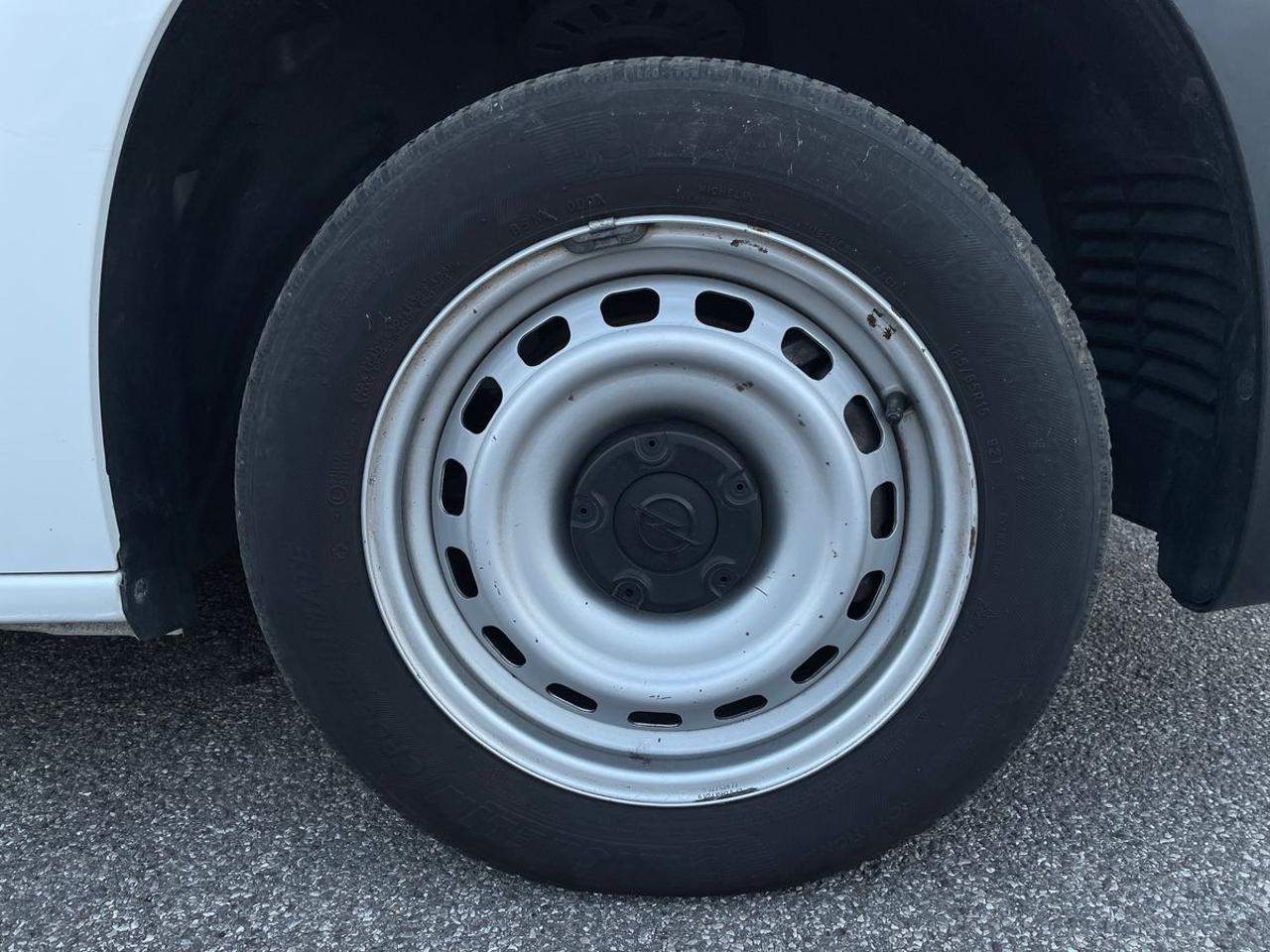 Opel Opel Combo usata 28