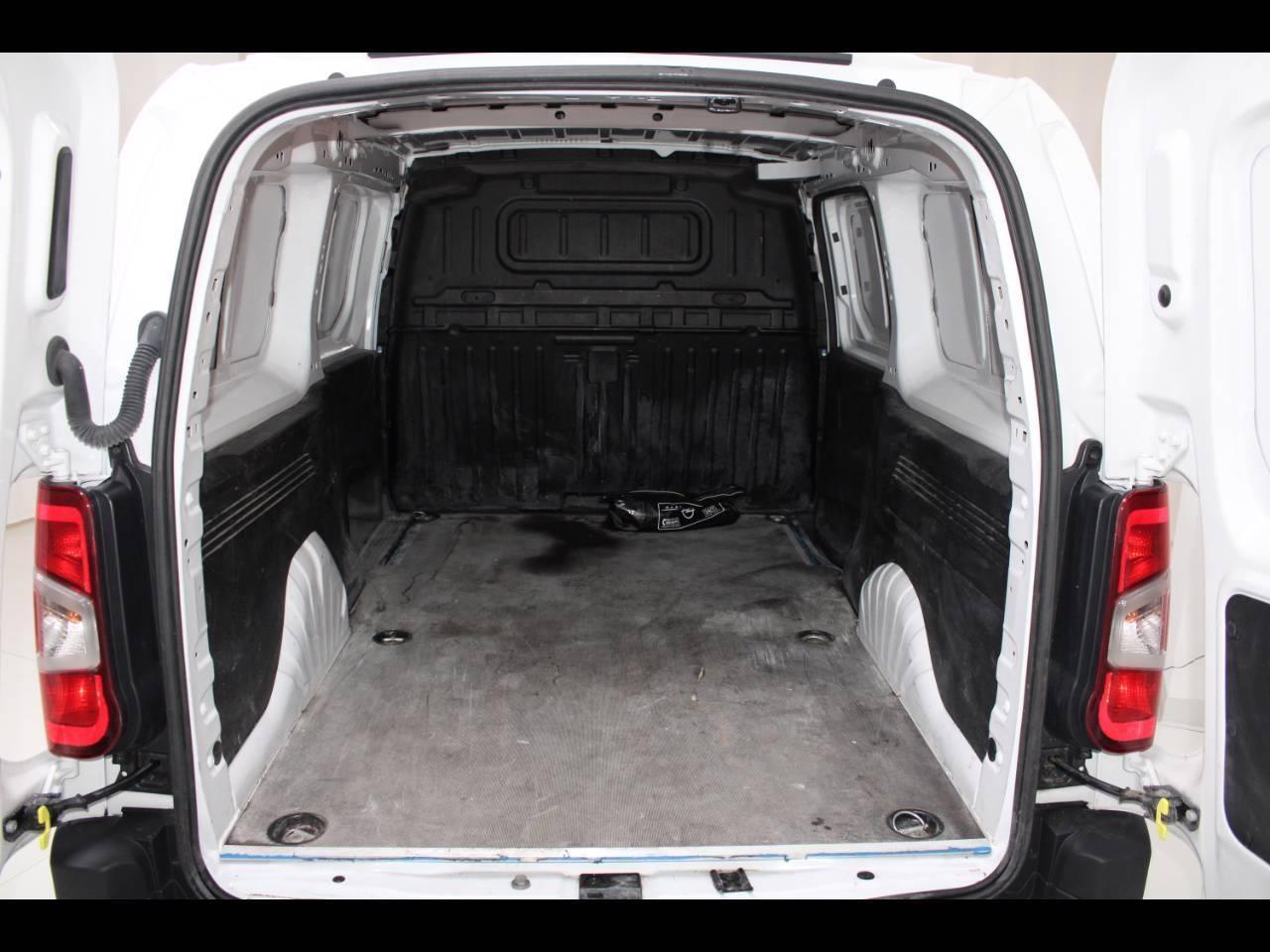 Opel Opel Combo usata 16
