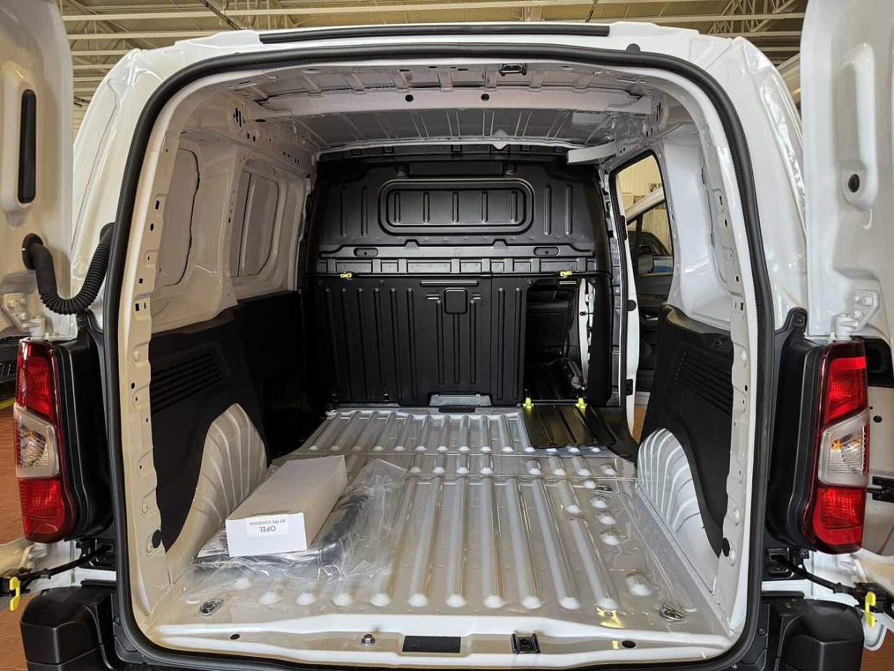 Opel Opel Combo usata, con 4 cilindri