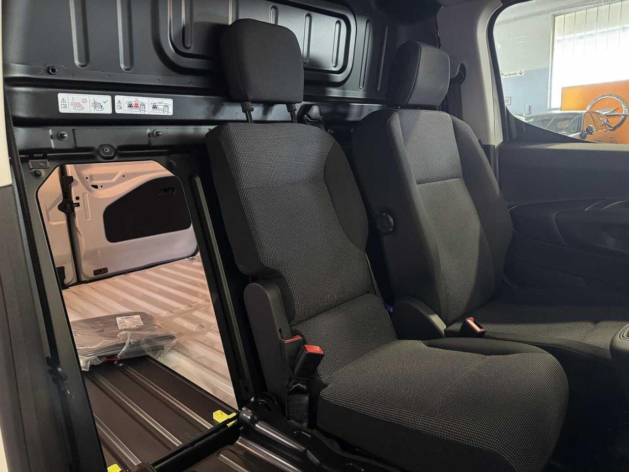 Opel Opel Combo usata, con assistenza alla frenata