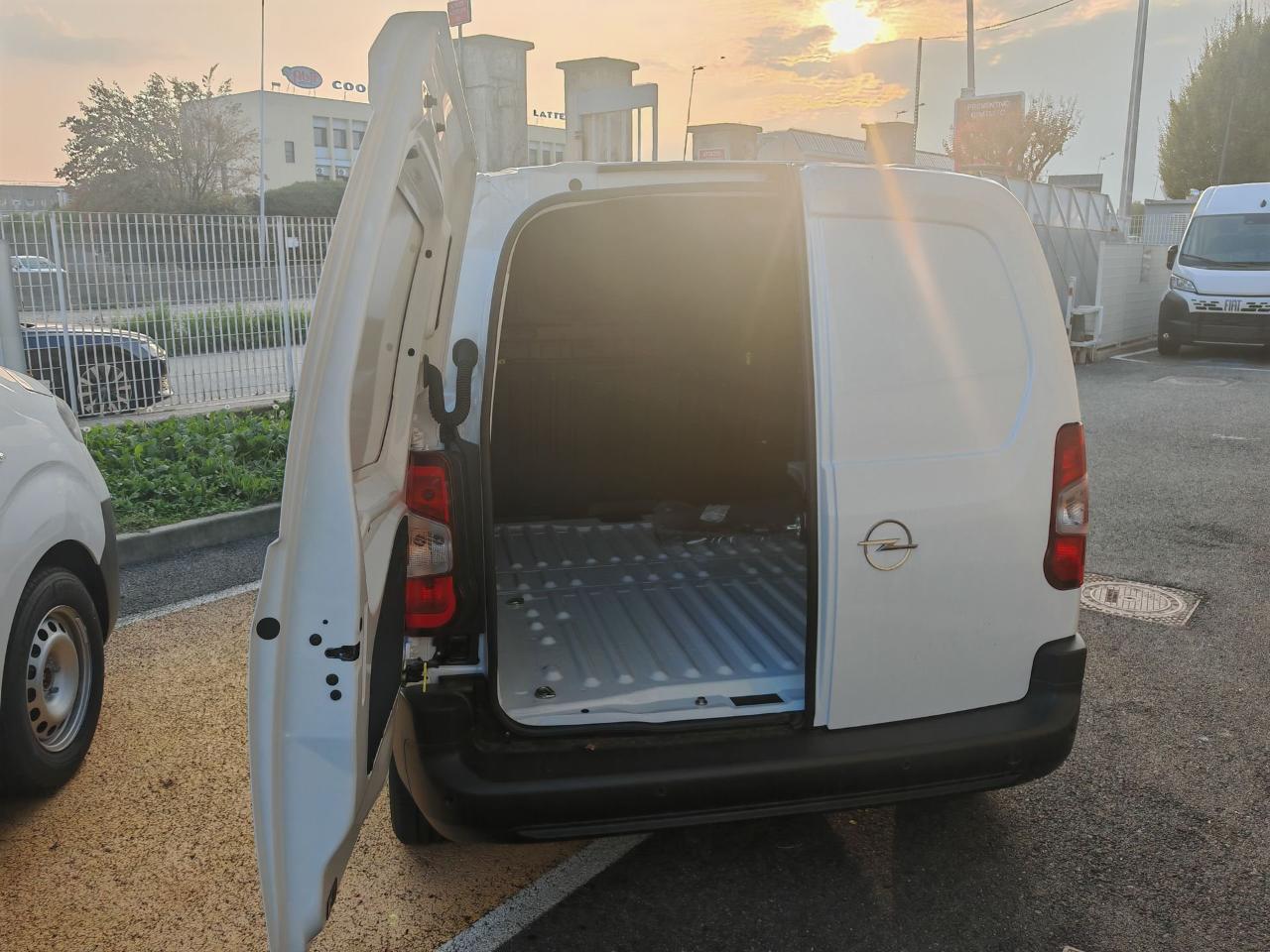 Opel Opel Combo usata 19