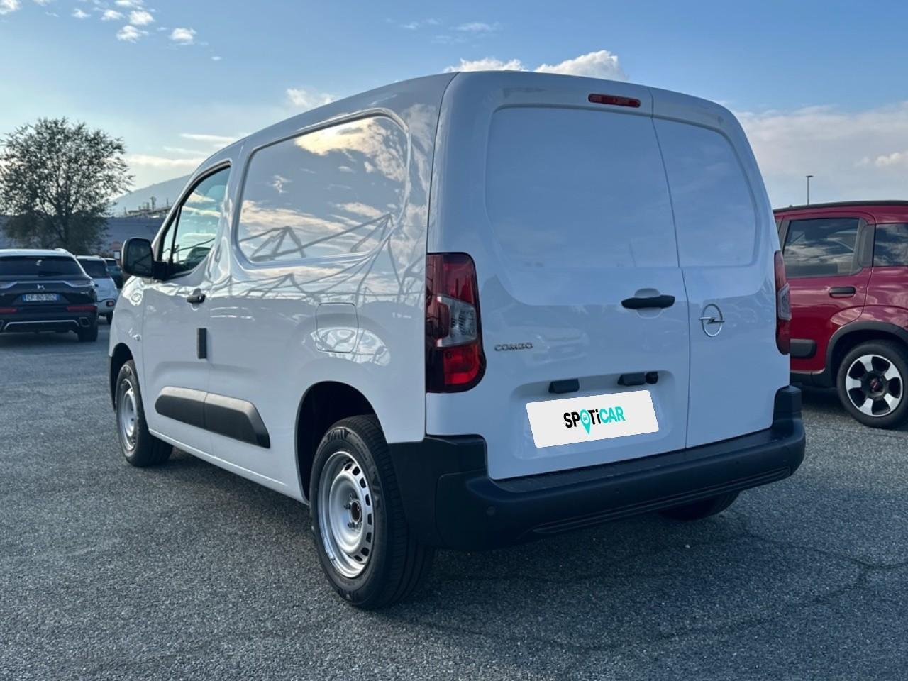 Opel Opel Combo usata, con controllo elettronico trazione