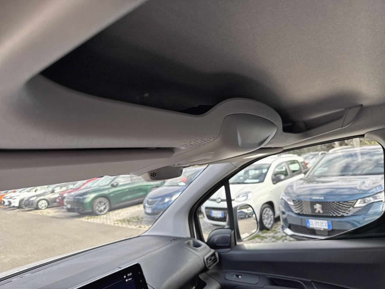 Opel Opel Combo usata, con comando luci manuale