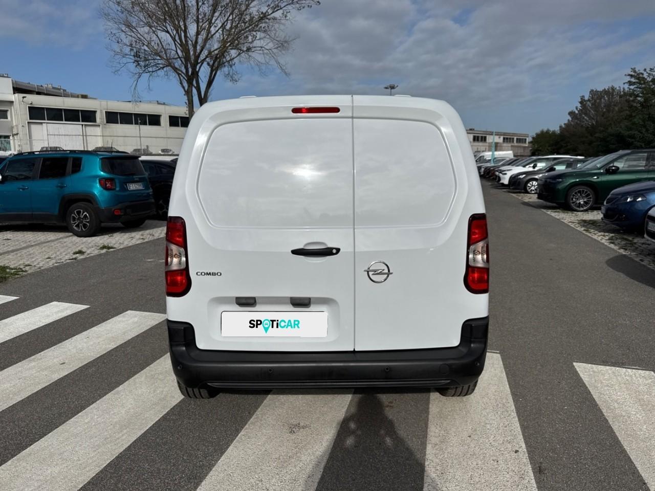 Opel Opel Combo usata, con controllo elettronico trazione