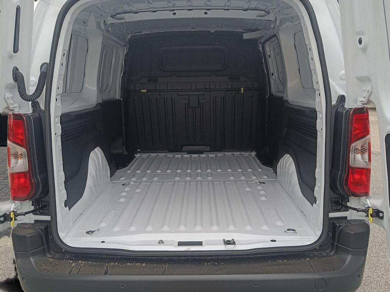 Opel Opel Combo usata 12
