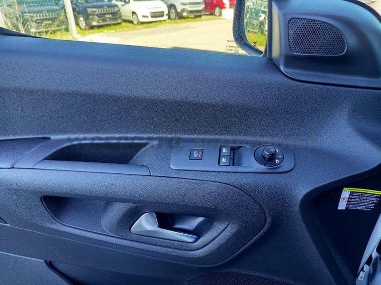 Opel Opel Combo usata 3