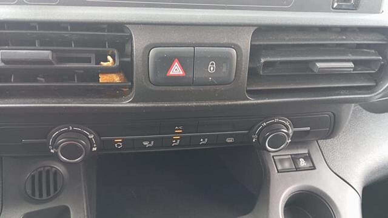 Opel Opel Combo usata 16