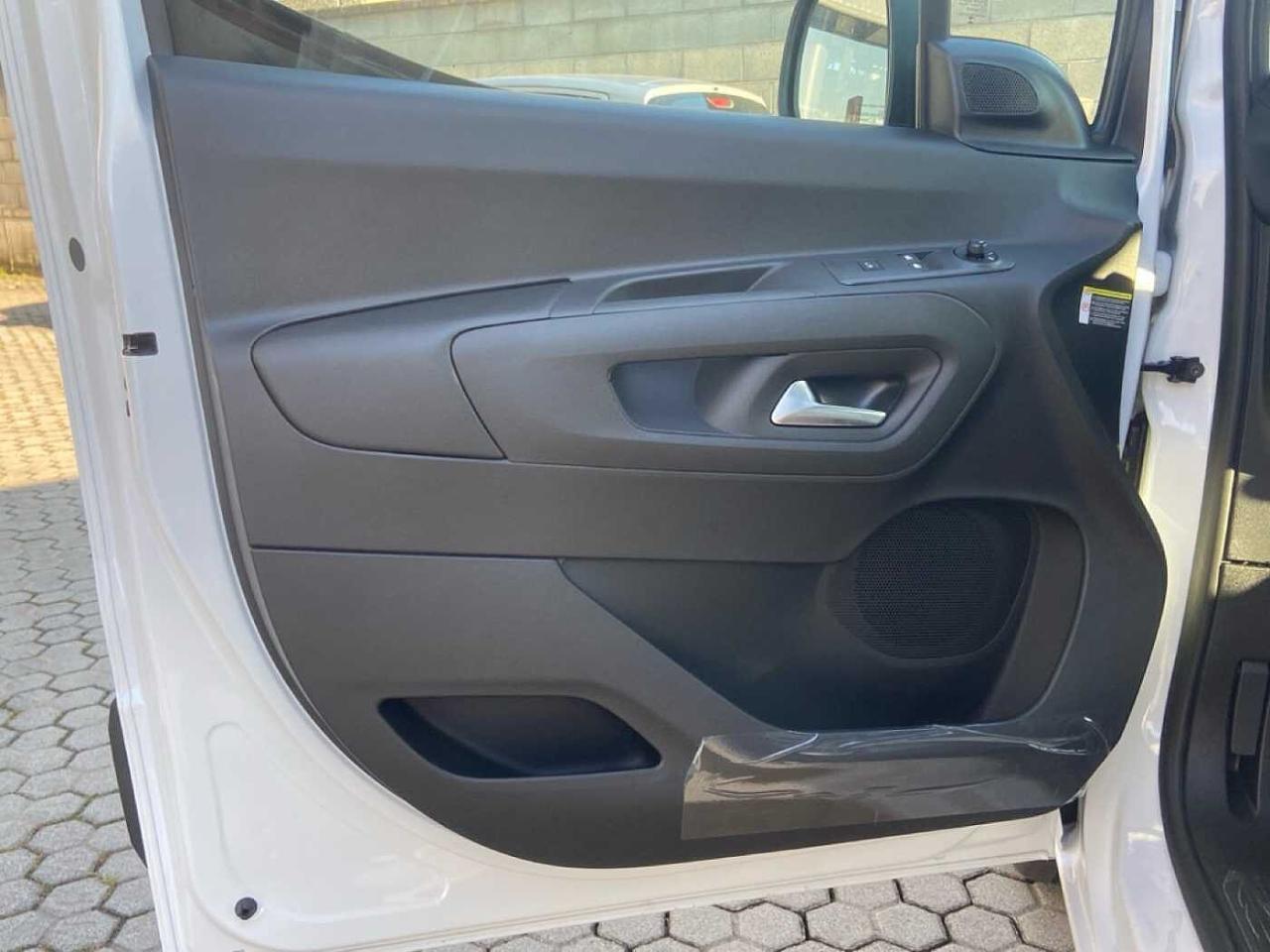 Opel Opel Combo usata 15