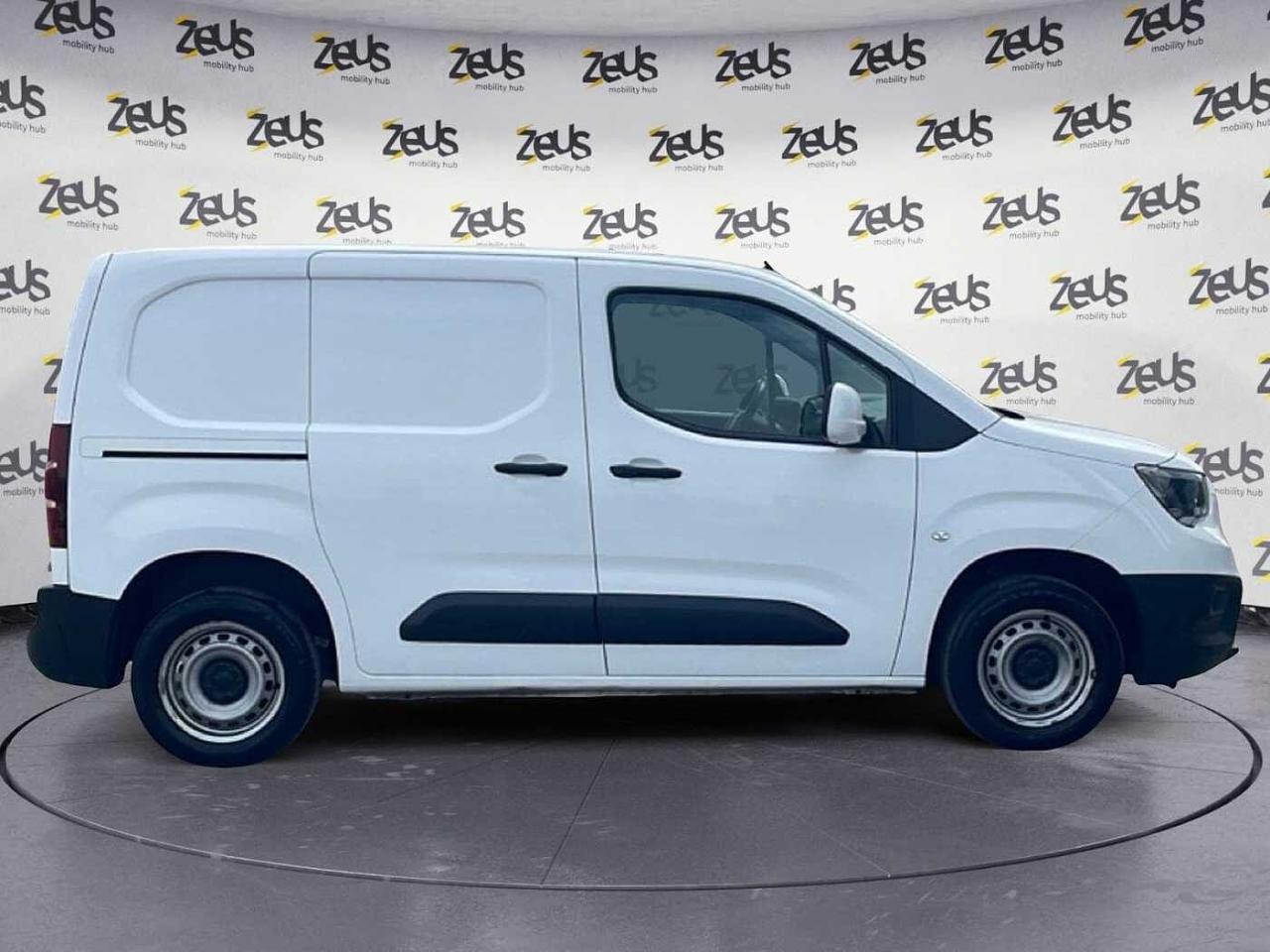 Opel Opel Combo usata 20