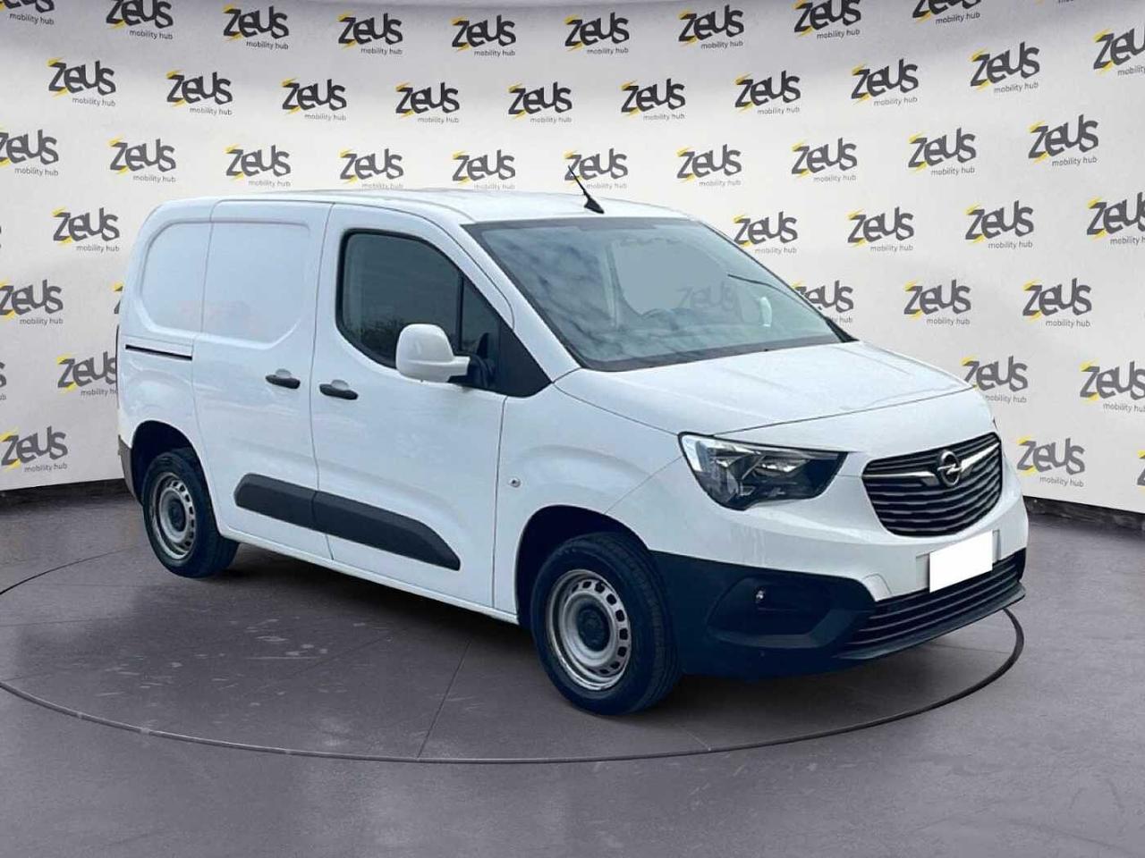 Opel Opel Combo usata 21