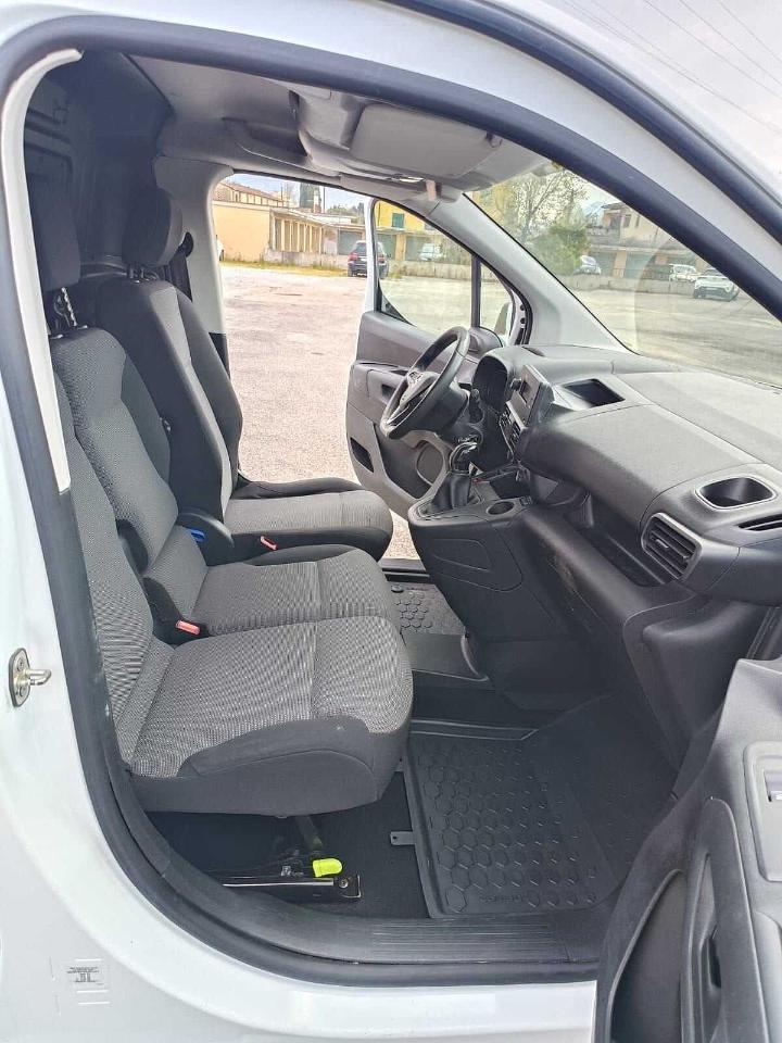 Opel Opel Combo usata 6