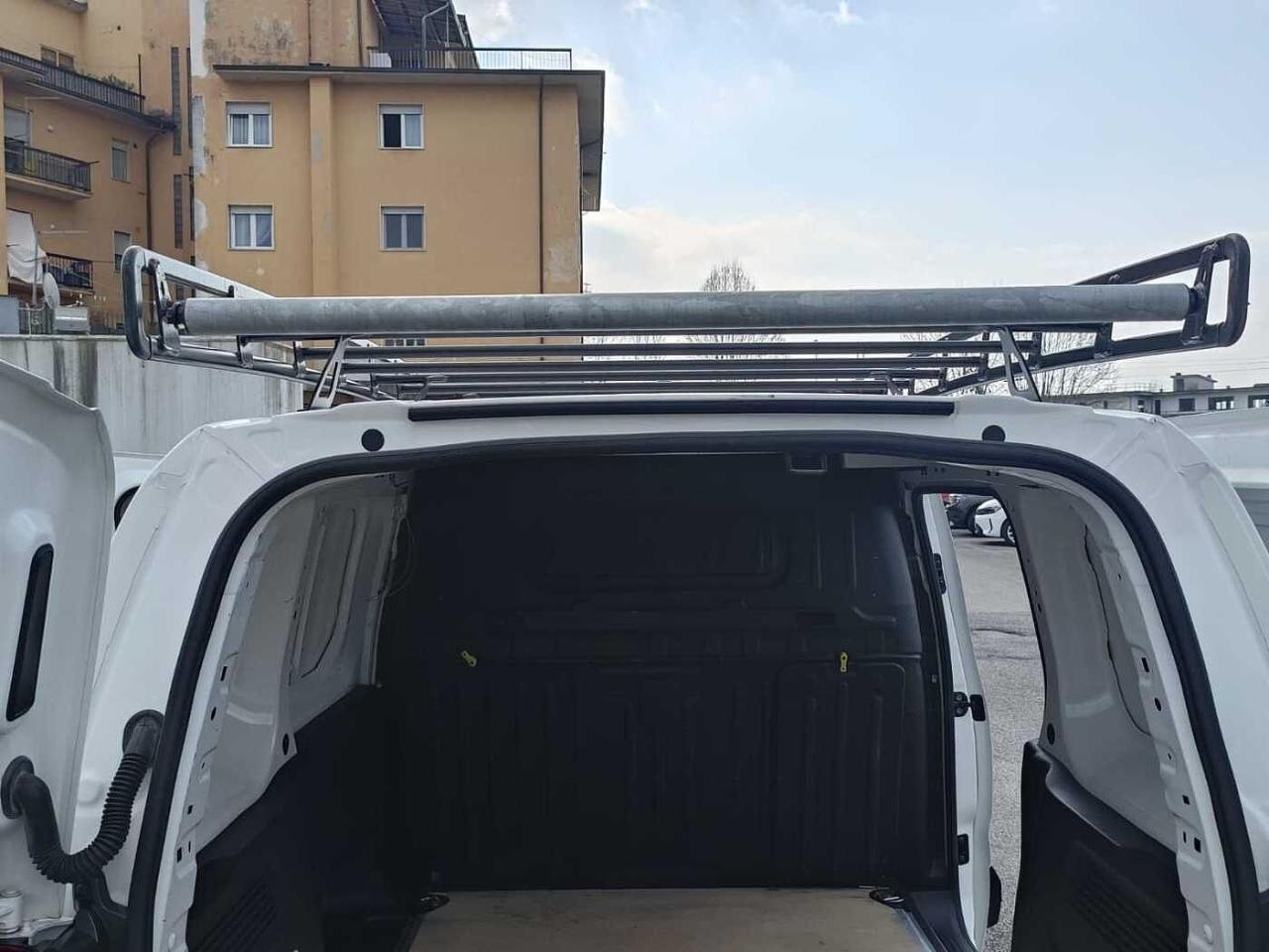 Opel Opel Combo usata 14
