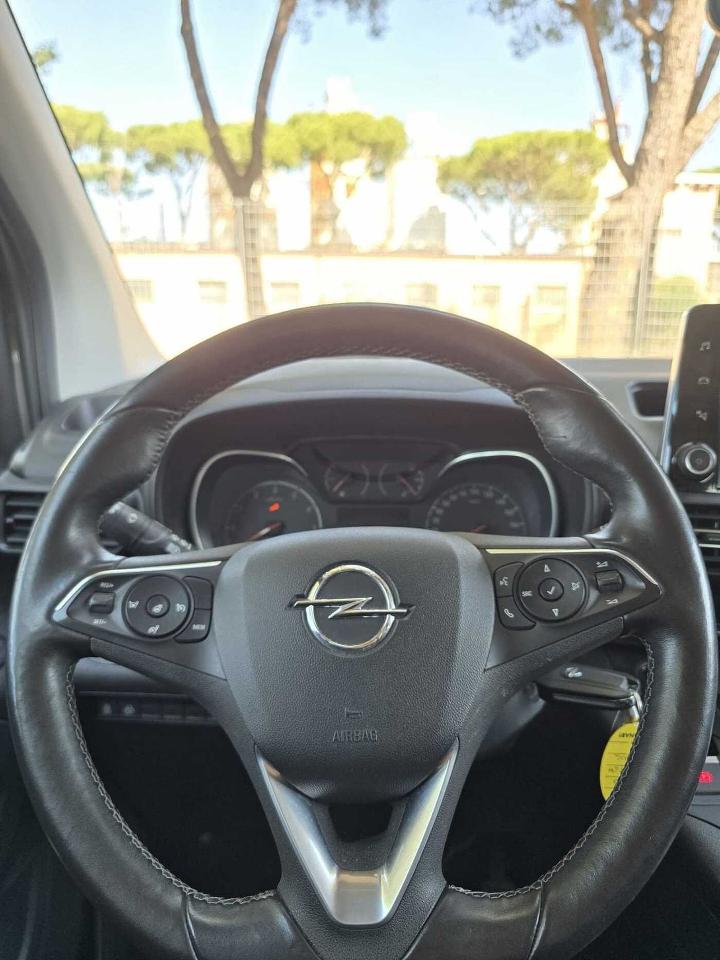 Opel Opel Combo usata 9