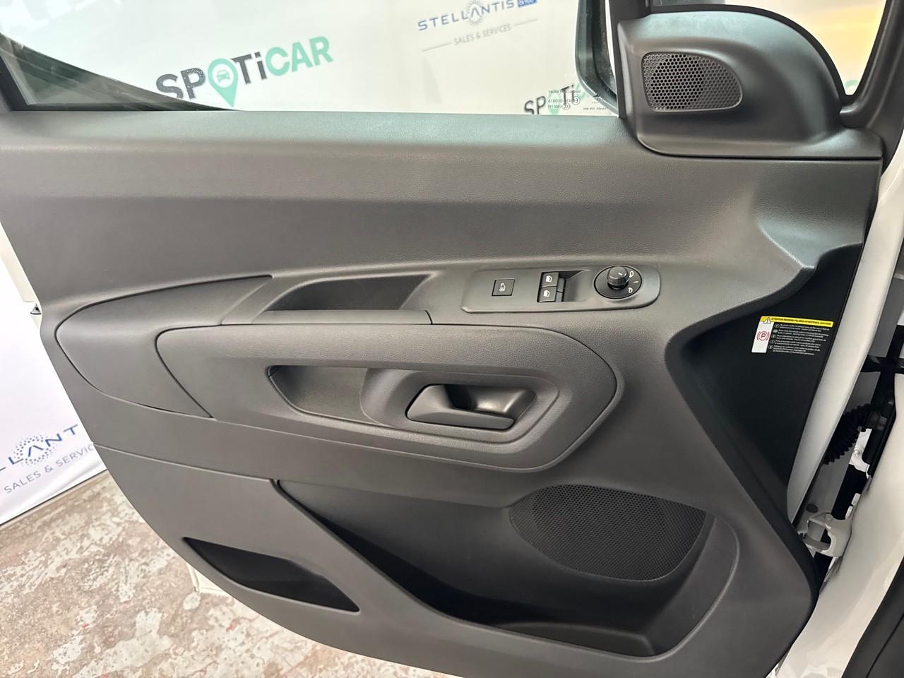 Opel Opel Combo usata 8