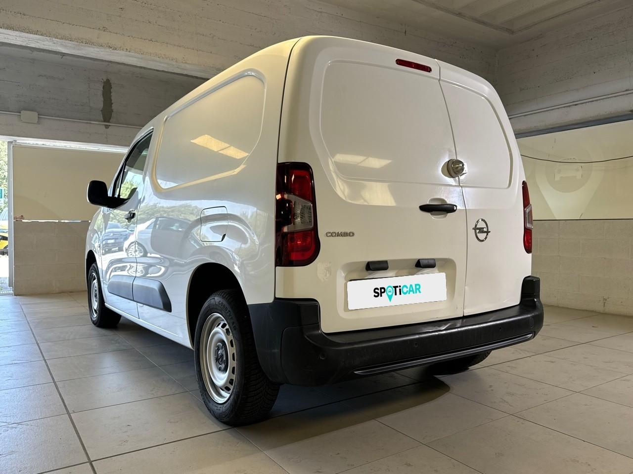 Opel Opel Combo usata 17