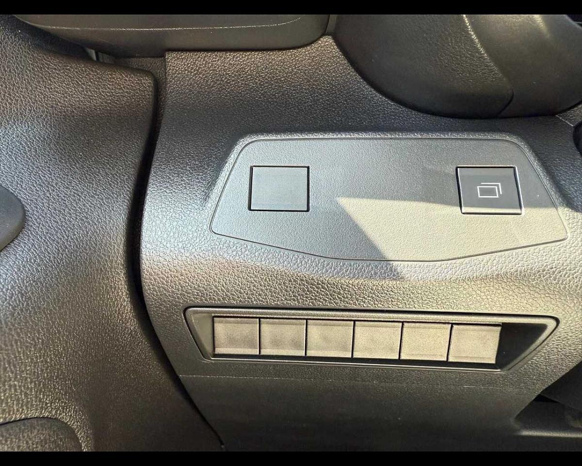 Opel Opel Combo usata, con assistente alle frenate di emergenza