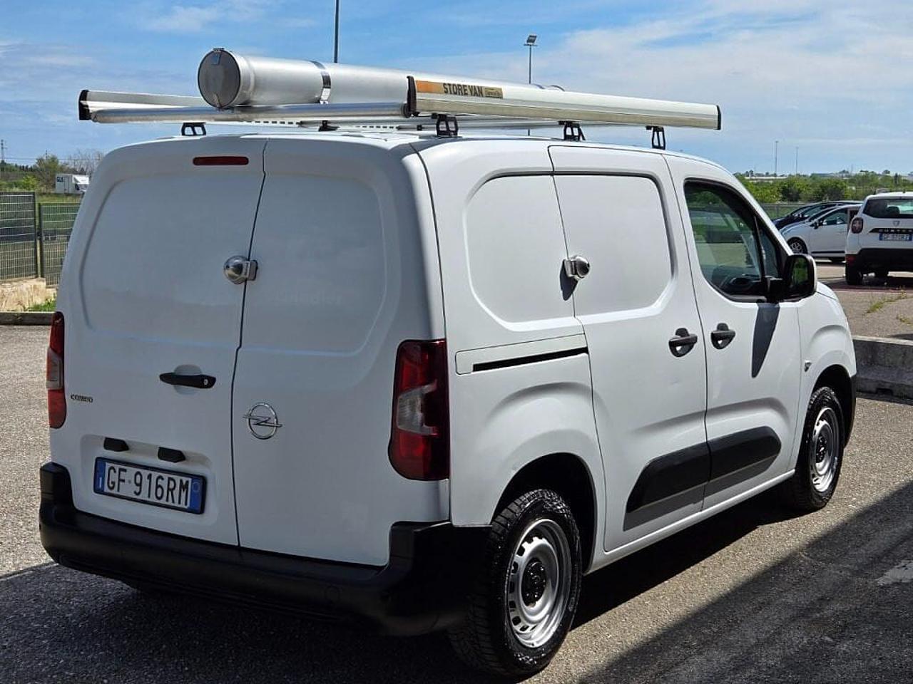 Opel Opel Combo usata 22