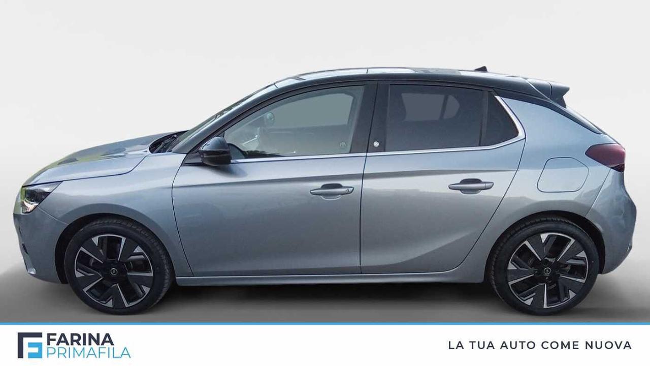 Opel Opel Corsa usata, con volante in pelle