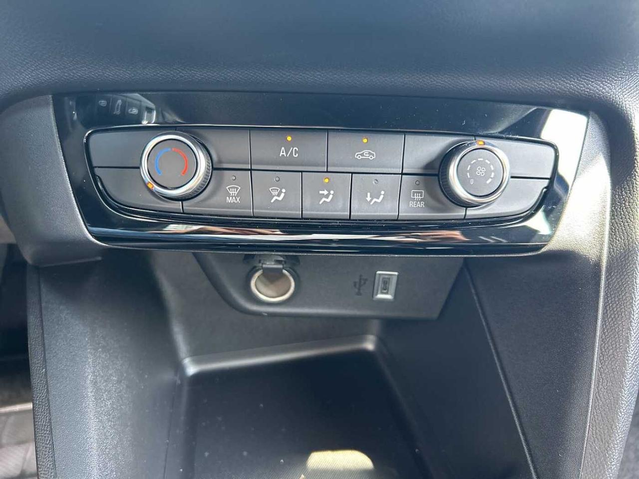 Opel Opel Corsa usata, con 5 sedili