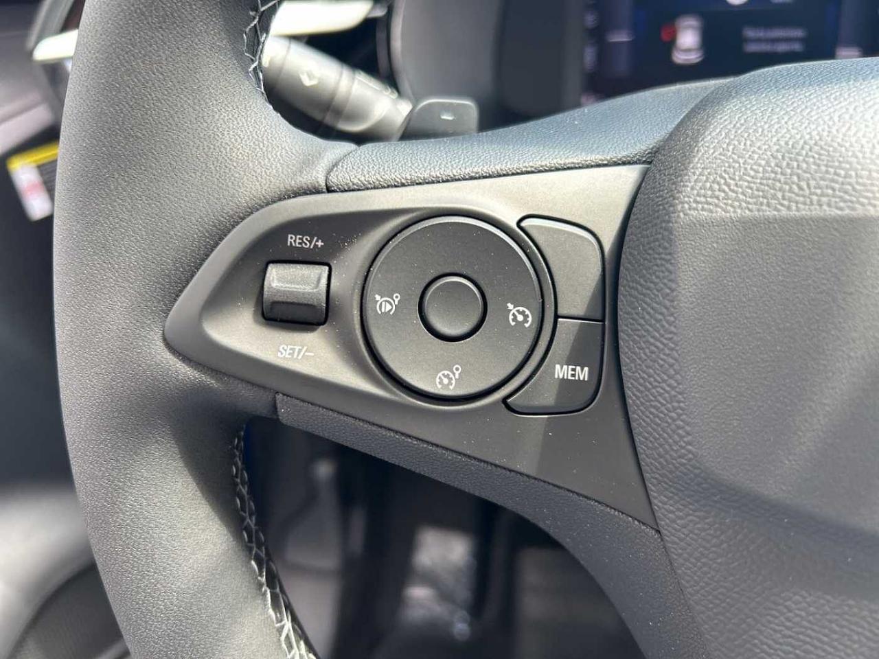 Opel Opel Corsa usata, con interno nero