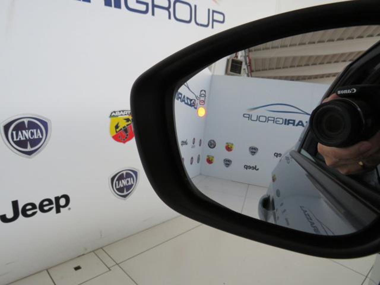 Opel Opel Corsa usata, con chiusura centralizzata