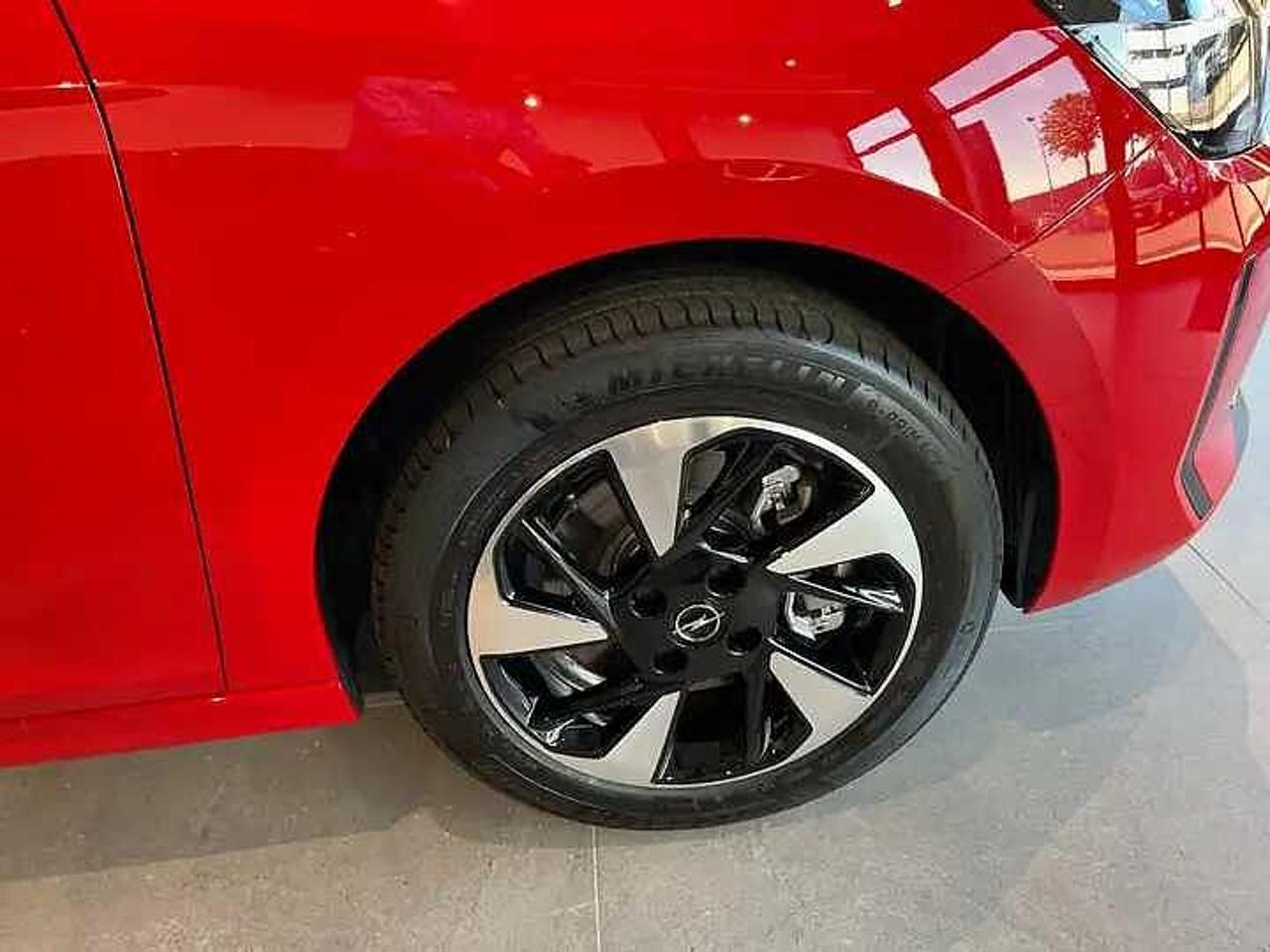 Opel Opel Corsa usata, con alzacristalli elettrici anteriori e posteriori
