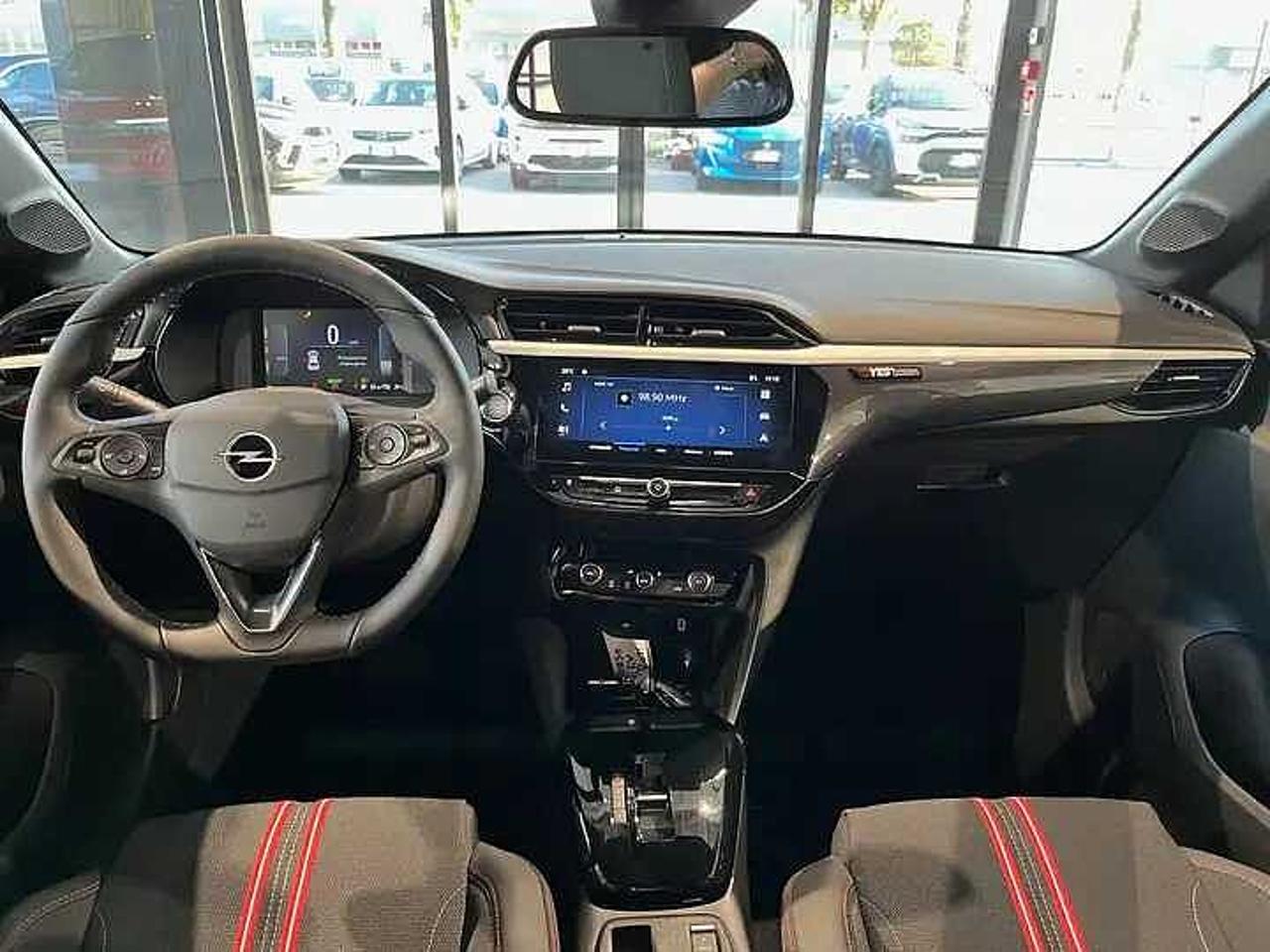Opel Opel Corsa usata, con frenata automatica d