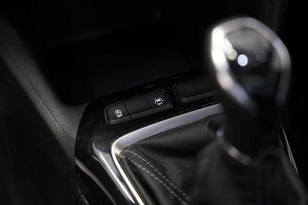 Opel Opel Corsa usata, con assistente al cambio di corsia
