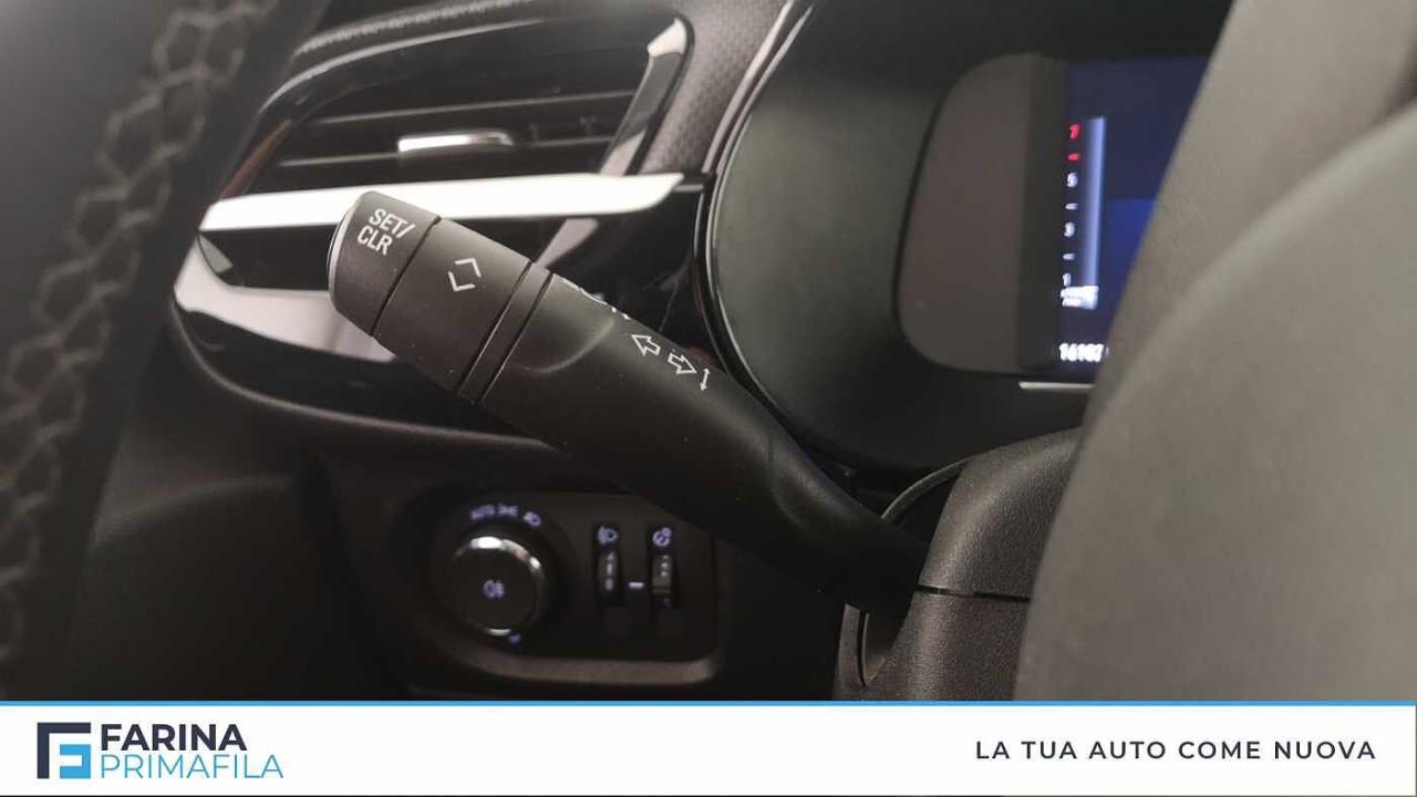 Opel Opel Corsa usata, con sedile posteriore sdoppiabile