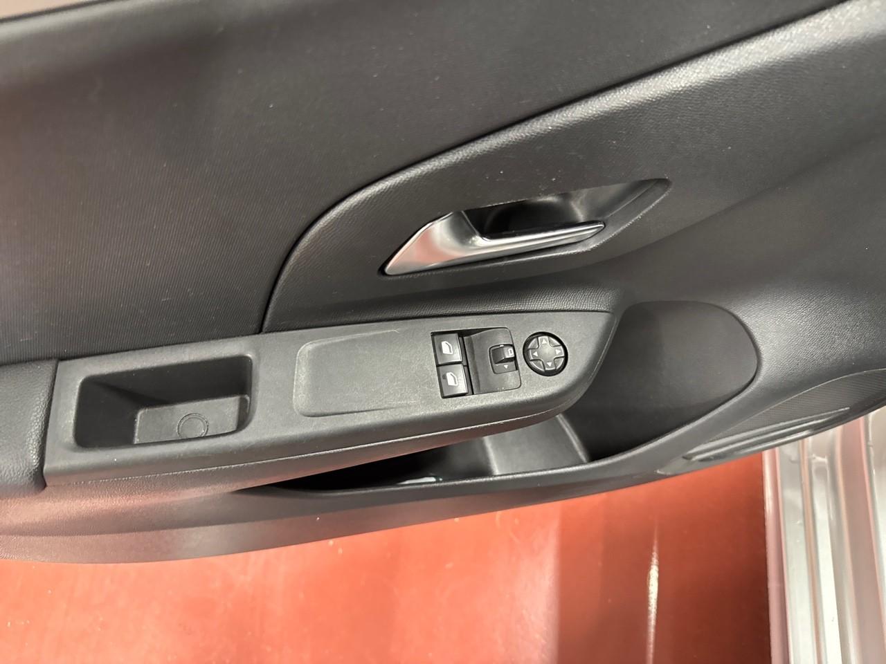 Opel Opel Corsa usata, con alzacristalli elettrici anteriori , numero ad impulso 2