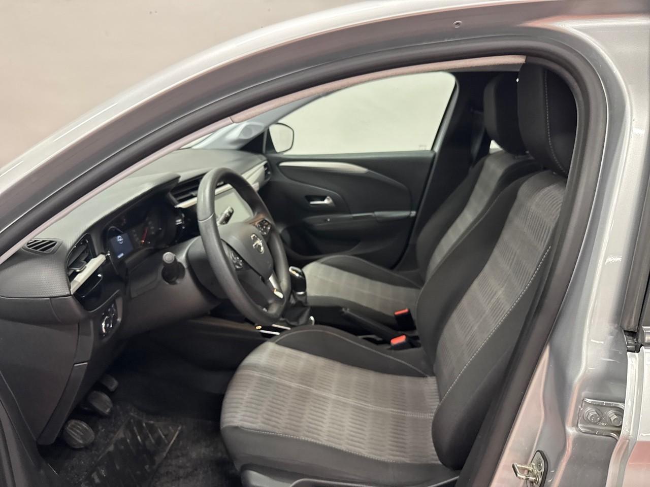 Opel Opel Corsa usata, con computer con velocità media, consumo medio, consumo istantaneo e autonomia